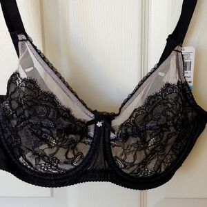 Wacoal Lace Underwire Bra 34C